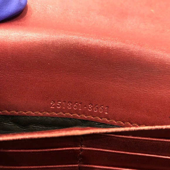 Gucci Burgundy Leather Long Wallet Sku#84577 (Gently used,discoloration,rubbing) - Picture 13 of 16